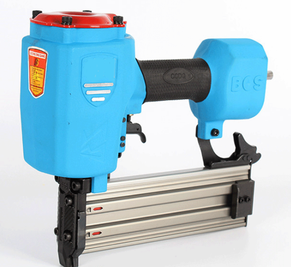 Пневматический пистолет ST64 для гвоздей 18-64 мм