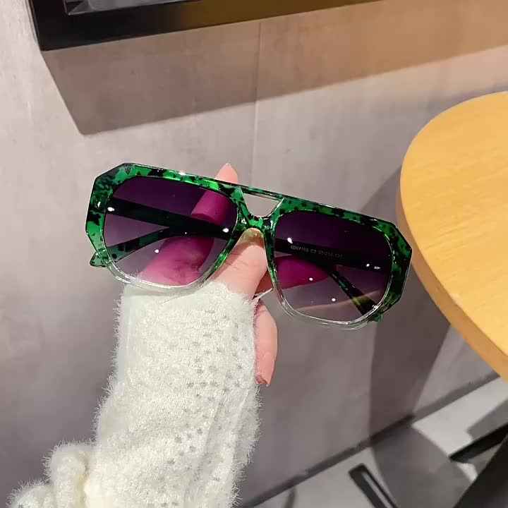 2024 Trendy Classic Designer Pilot Women's Luxury Sunglasses