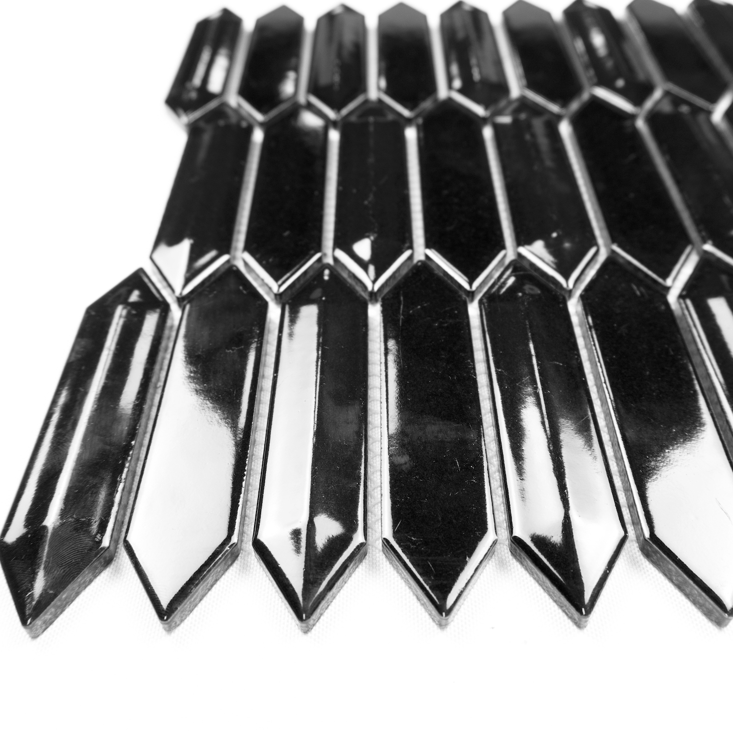 Black 3D Glossy Arrow Mosaic Tiles Home Mosaic Wall Tiles Decorative 3D Tiles