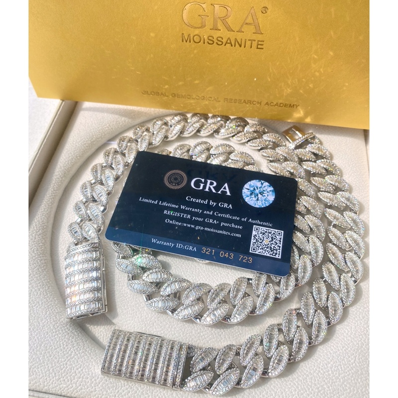 New Arrival 18mm Baguette Moissanite Diamond Chain Luxury VVS Moissanite Prong Cuban Link Chain Necklace Diamond Cuban Chain