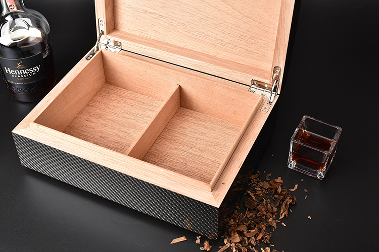 吉峰h13定制徽标碳纤维雪茄礼品盒雪茄盒矩形西班牙雪松木漆雪茄雪茄