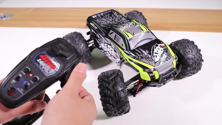 HOSHI N416 RC Car - High Speed 1/16 Scale off-Road Vehicle