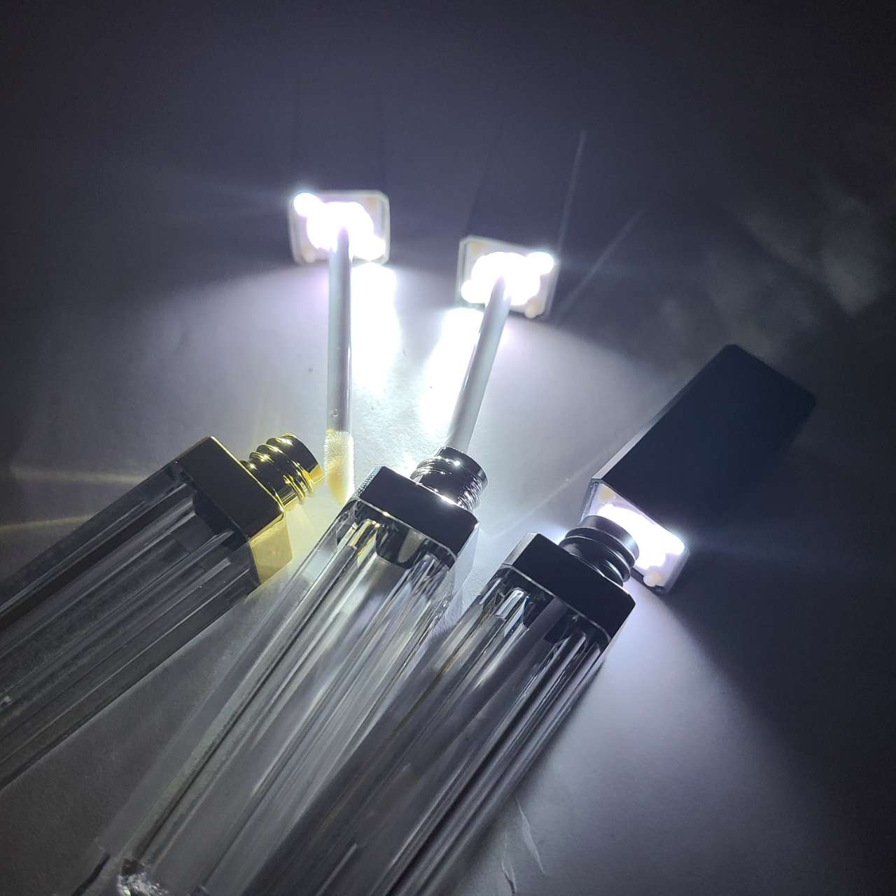 Новый оригинальный матовый милый розовый творческий пустой контейнер для блеска для губ с кисточкой-аппликатором