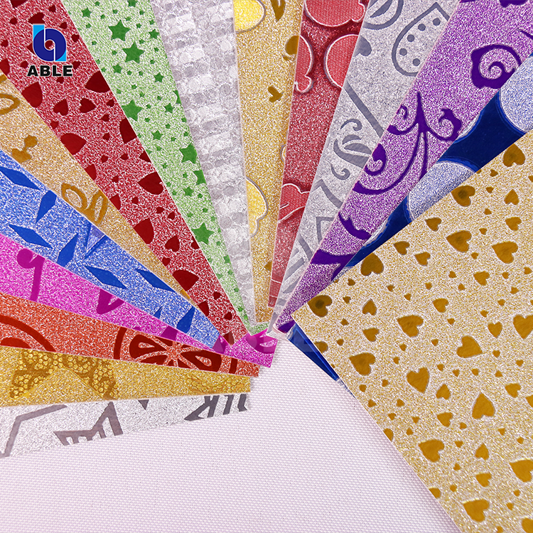 Factory Quality 250GSM Glitter Patterned Paper Cardstock from China