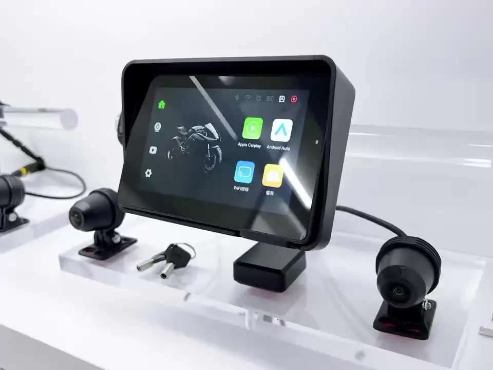 EKIY 7 Inch Motorcycle GPS Navigation with Wireless Apple Carplay
