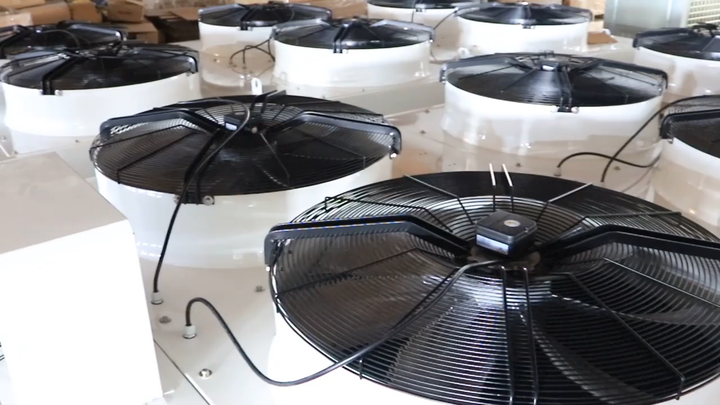 データセンター用ダイレクト冷却システム - 2000kwまで対応のドライ