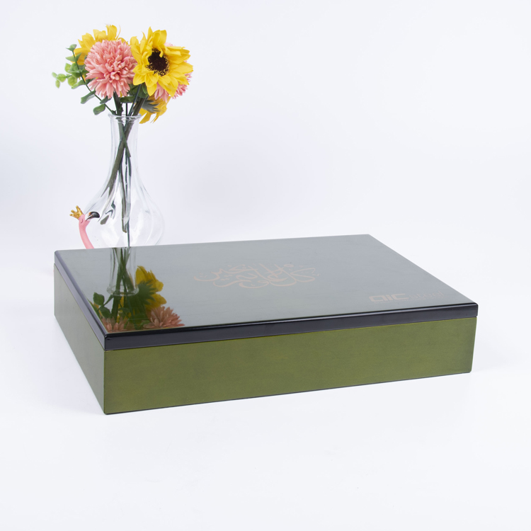 KSA Jeddah season High Quality Luxury Custom Wood Empty Chocolate Boxes Of Trays Insert