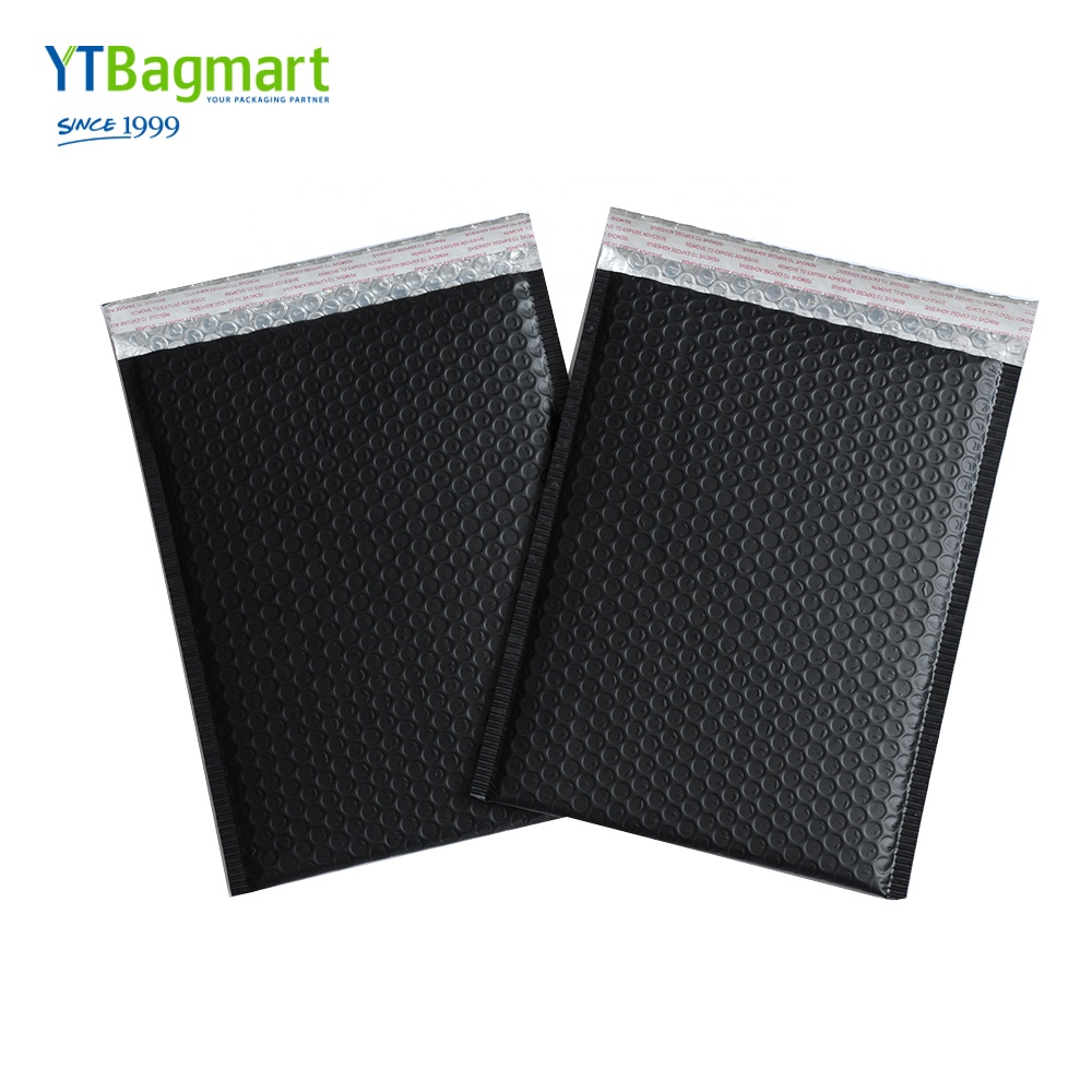 Конверты с черными вкладышами для курьерских почтовых отправлений