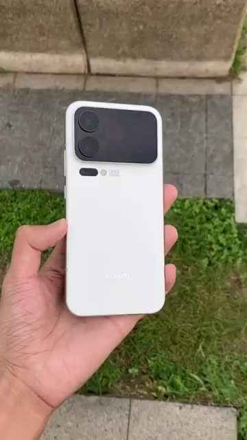 Xiaomi 17 Pro Max 12GB+512GB - Hyperos 3, Snapdragon 8 Elite Gen 5