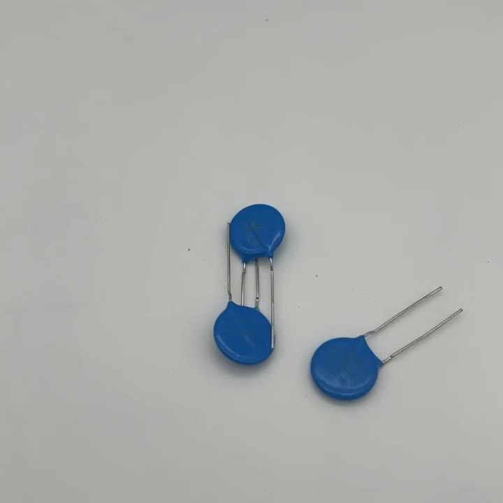 472 4KV高電圧セラミックコンデンサ 4.7NF 4700PF 4000V 新品 P=10MM D