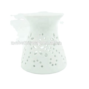 Porch and Garden Patio Classic Leaf Carving Blue Ceramic Essential Oil Burner Candle Tea Light Candle Holder Fragrance Essential Wax Burner Balcony Great Candle Lamps Decoration for Living Room
