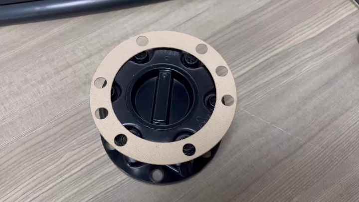 Manual Locking Hub for Suzuki Samurai - 43810-60A00