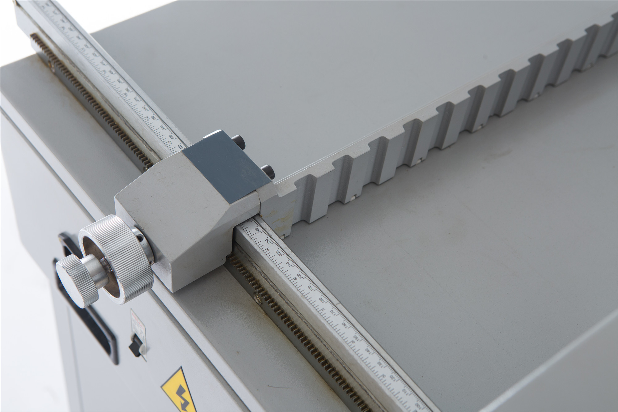 Poster Book Guillotine Paper Cutting Machine Infrared For Safety Operation