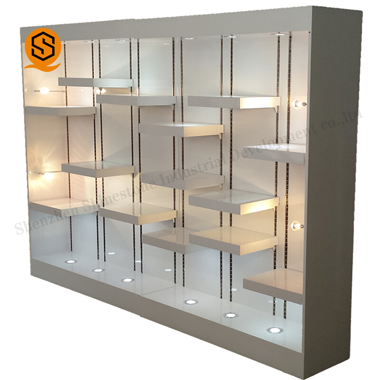 витрина для открыток настенная. витрина для демонстрации. витрина для демонстрации. прозрачные пластиковые полки. витрина для демонстрации.