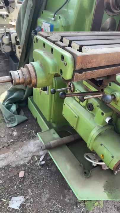 XA6132 üniversal freze ve sondaj makinesi yatay 1000x1200 Workshop
