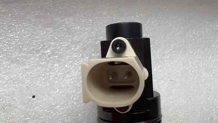 Diesel Engine Parts High Quality Fuel element Injector 1820820 ...