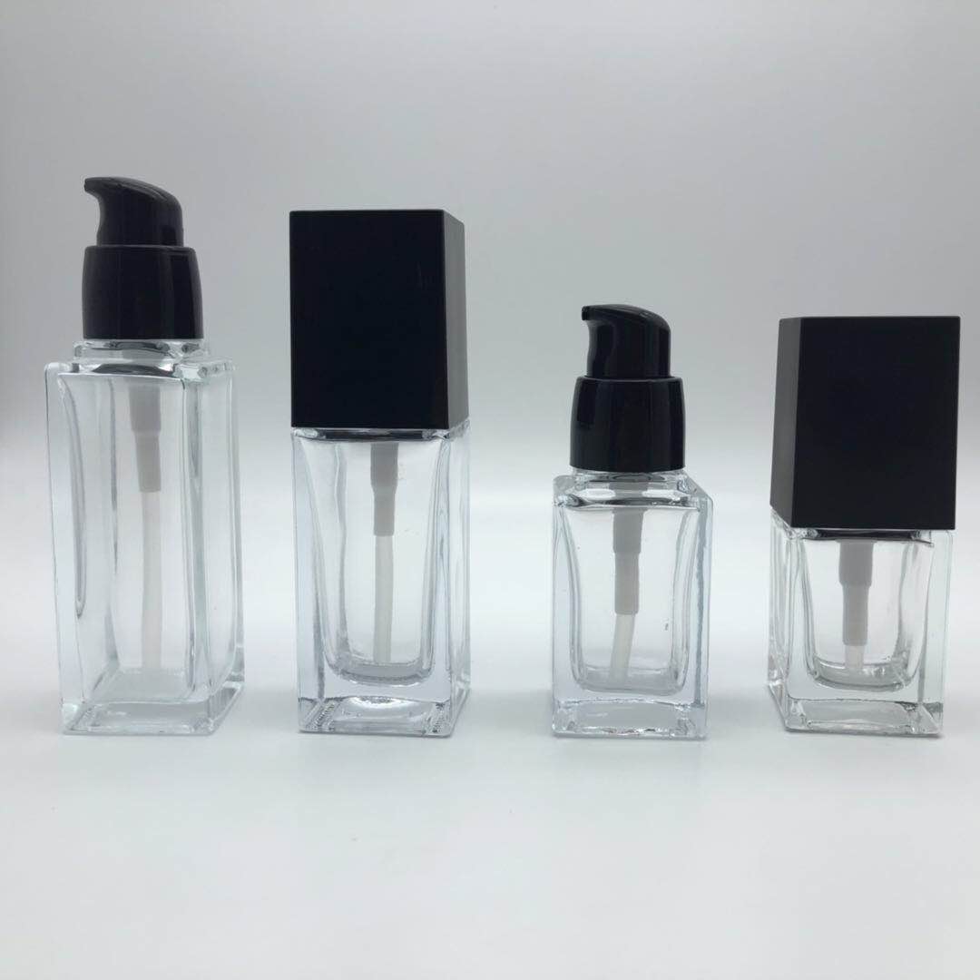 Luxury Square Empty Foundation Glass Lotion Bottles With Pump 15ml