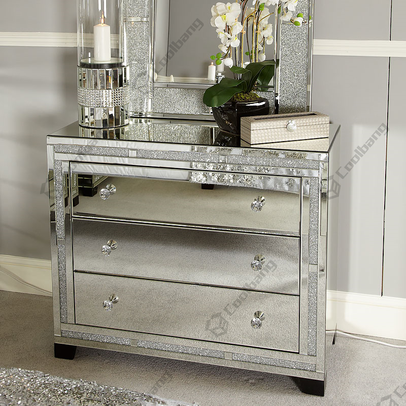 Sparkly Crushed Diamond Mirrored Sideboard - Elegant Home Decor Sparkly Crushed Diamond Mirrored Sideboard - Elegant Home Decor