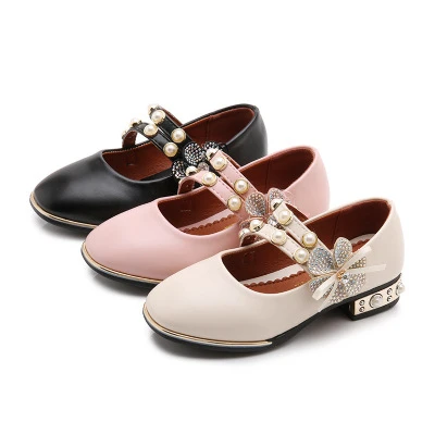 Оптовая продажа, новейшие стильные модные кожаные детские туфли принцессы на ремешке, обувь на высоком каблуке для девочек