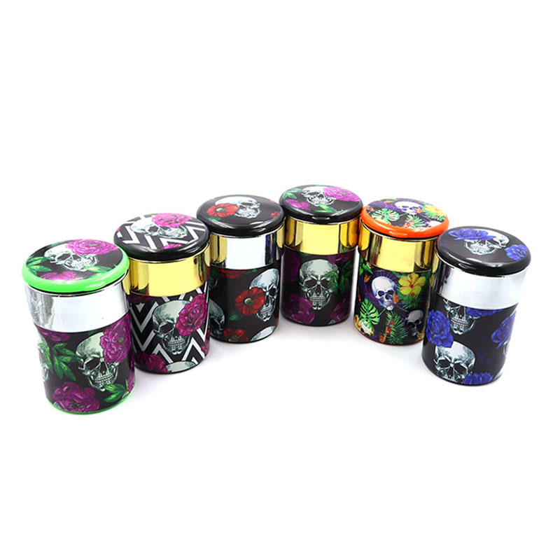 Изготовленная на заказ блестящая портативная пепельница для автомобиля