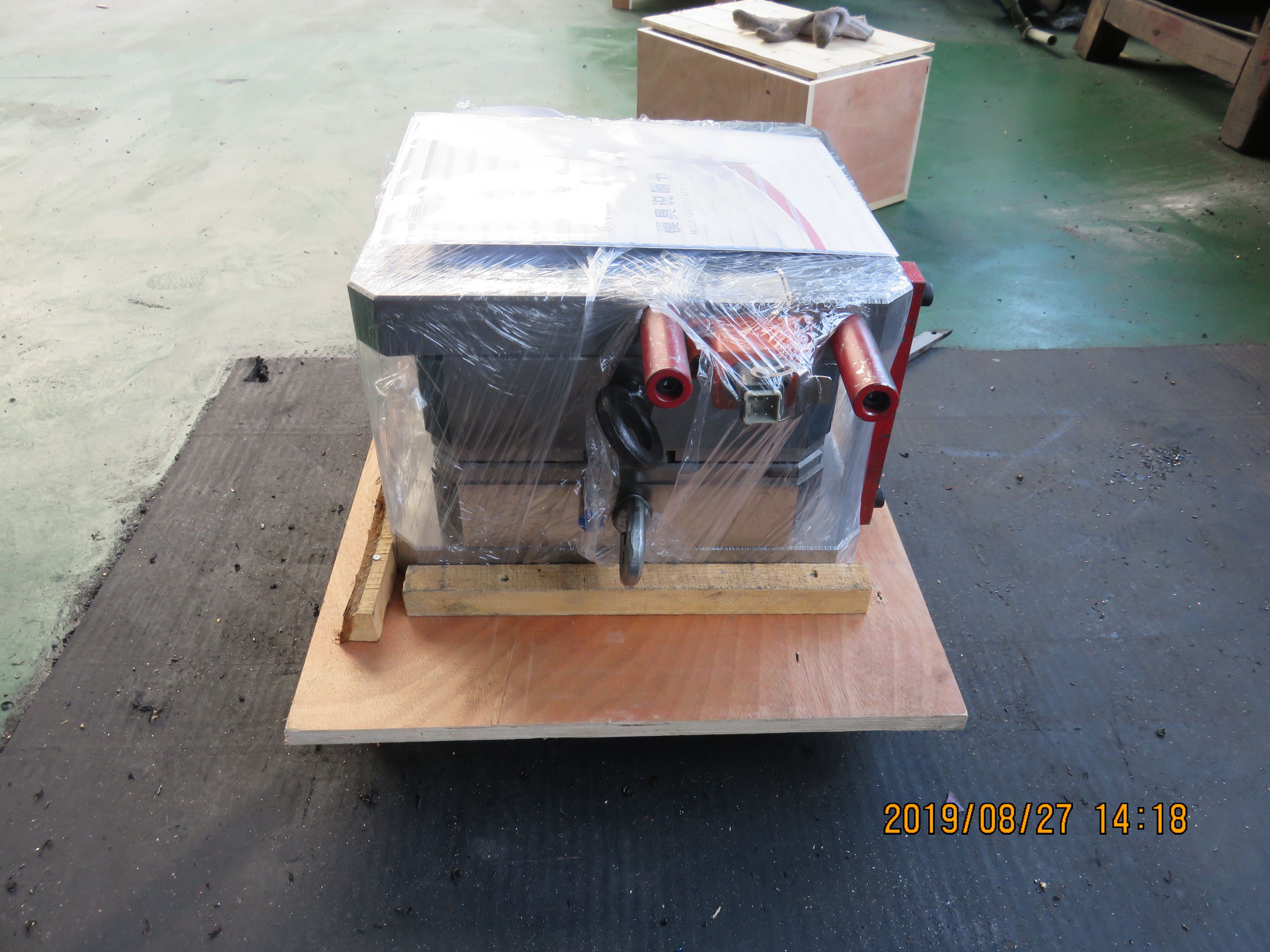 abs塑料注塑马桶水箱模具 - buy water tank mould,plastic tank