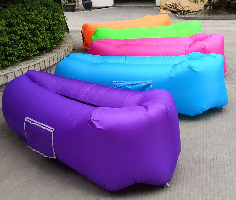 Изготовленный На Заказ 2021 новый открытый надувной диван сумка в виде кленового листа в форме кемпинга для отдыха портативный складной надувной диван-кровать