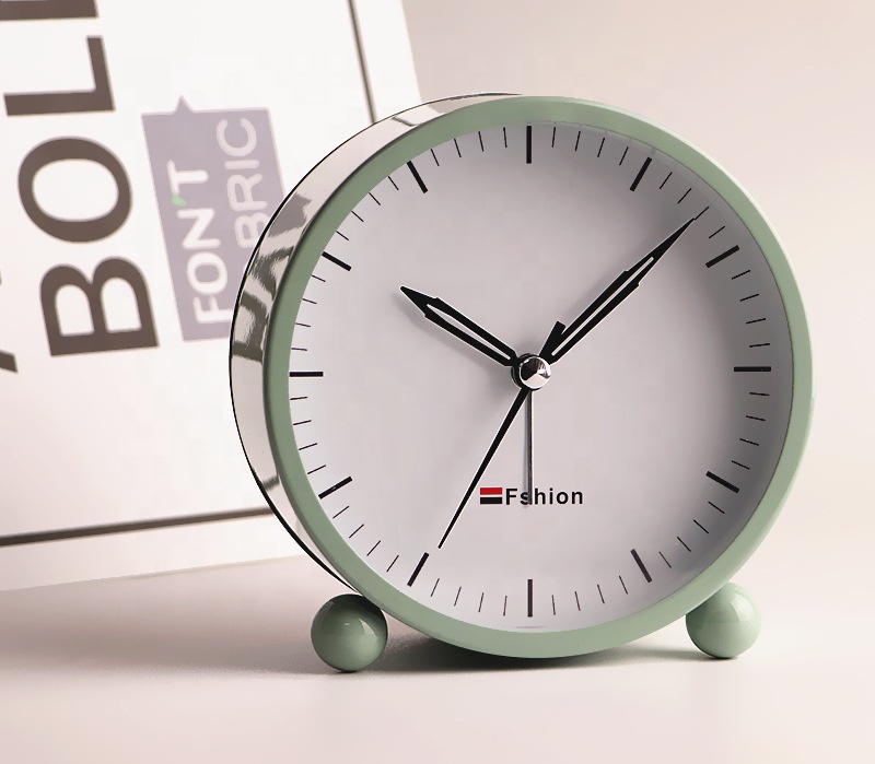 4 inch Round Alarm Clock Non Ticking with Night Light Super Silent Alarm Clock quartz analog metal alarm clock amazon hot sell