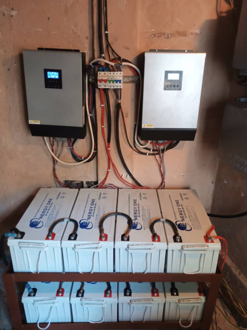 PS Hybrid 5KVA Solar Power Inverter/Charger Pure Sine Wave 48Vdc 230Vac+50A PWM Solar Charger