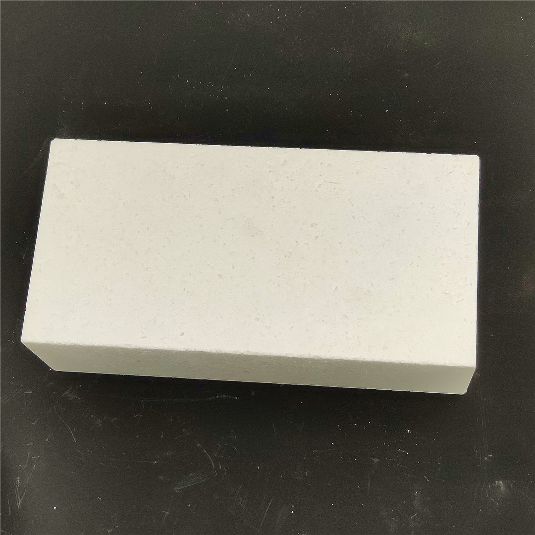 Refractoriness Ceramic Corundum-mullite Brick