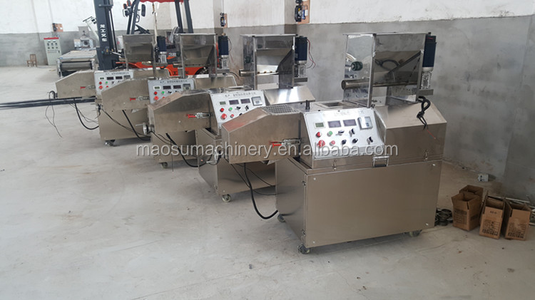 Low price good quality corn snacks food extruder corn puff making machine