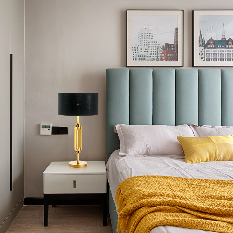 American luxury golden table lamp simple atmosphere personality designer hotel decoration vertical bedroom bedside floor lamp
