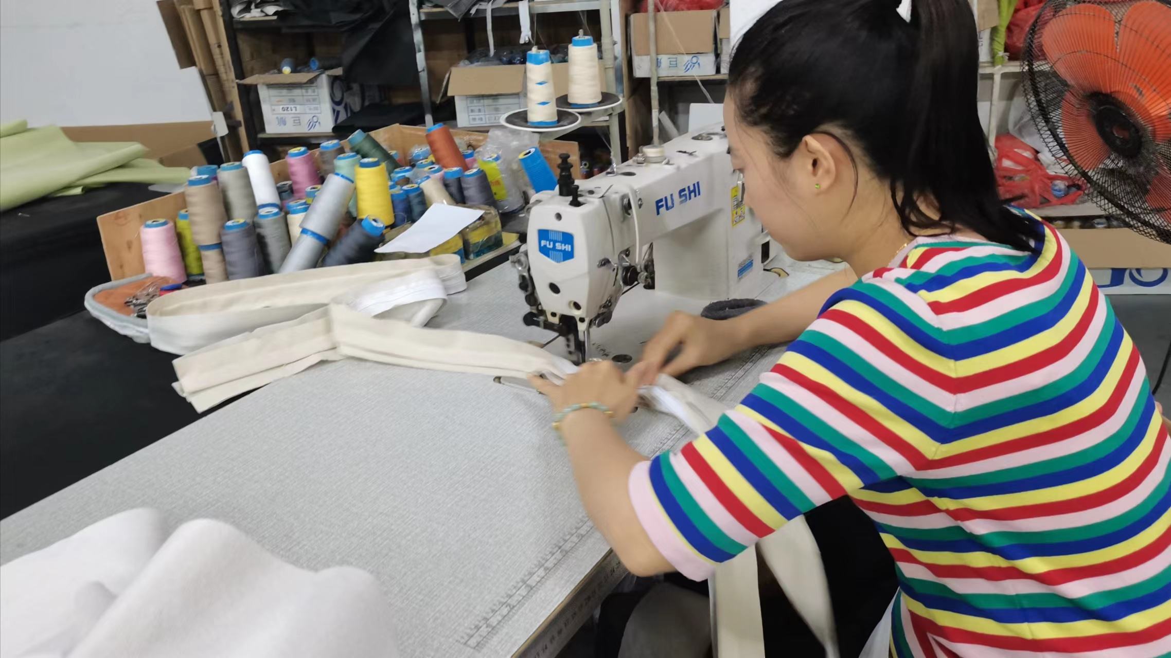 Foshan Xuanzhen Furniture Co., Ltd.