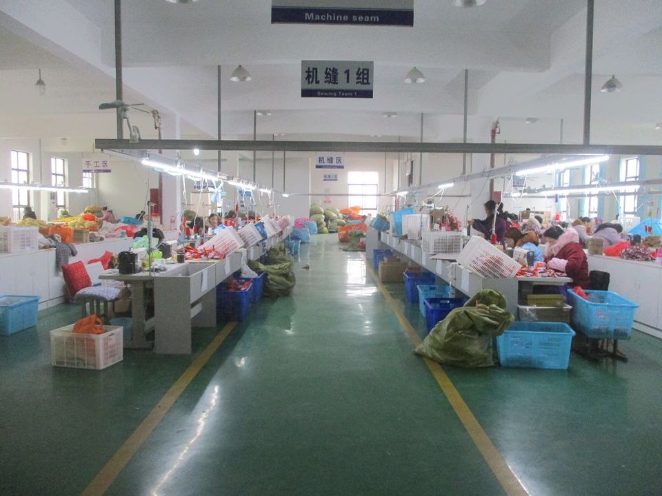 Company Overview Shanghai Fantastic Pet Product Co., Ltd.