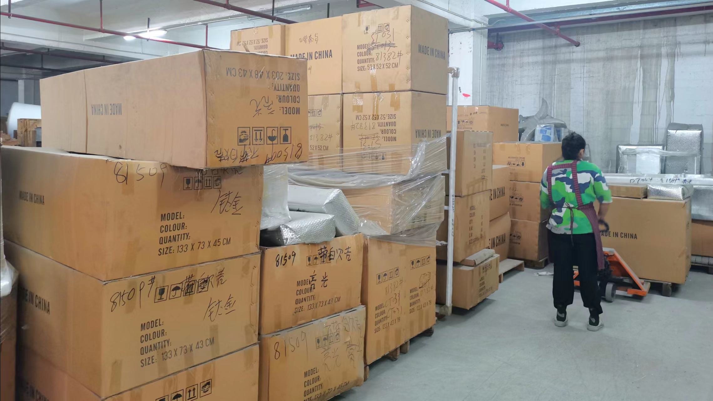 Foshan Xuanzhen Furniture Co., Ltd.