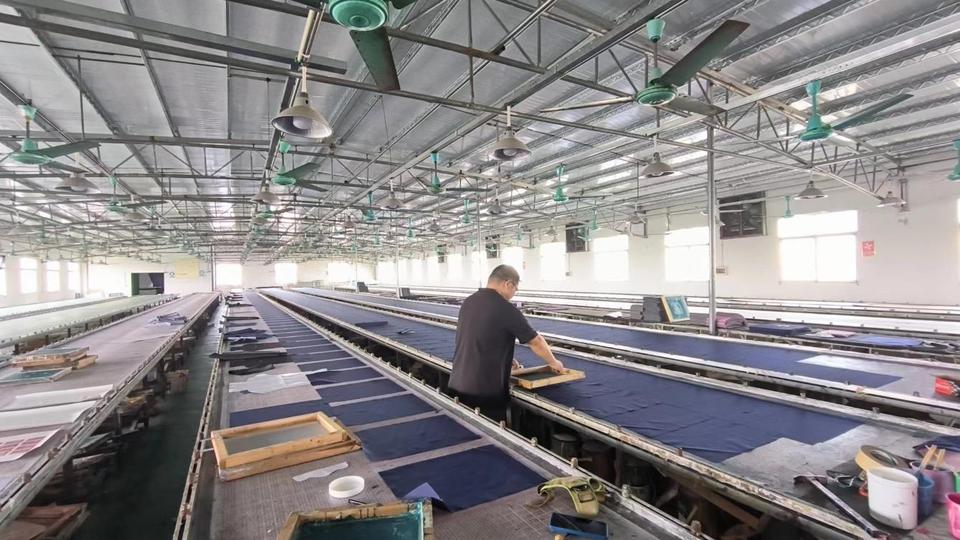 Company Overview Guangzhou Voyager Pet Products Co., Ltd.