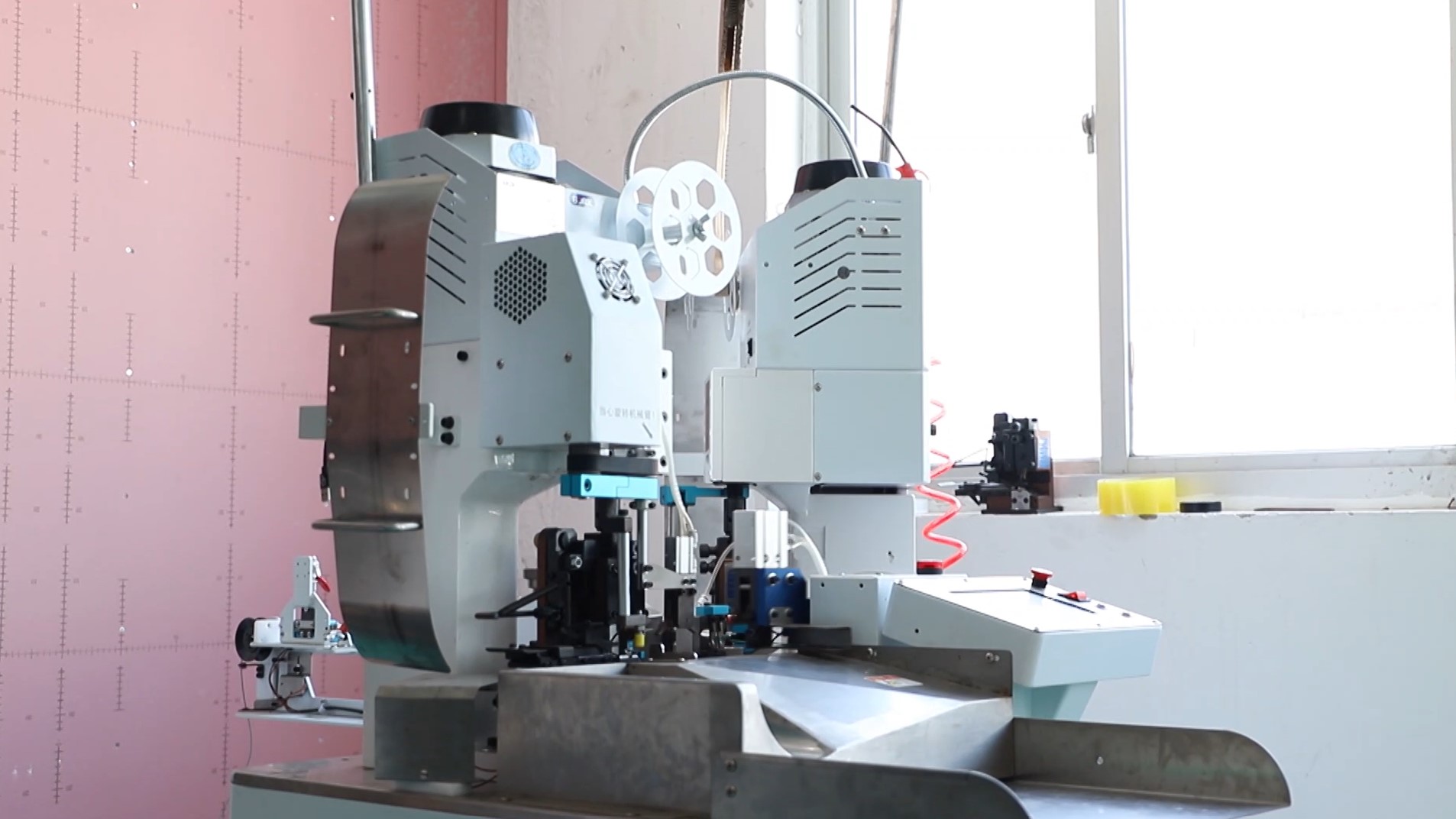 Yueqing Honha Auto Parts Co., Ltd.