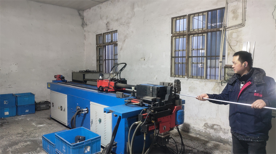 Yangzhou Dingyue Plastic Electronics Co., Ltd.