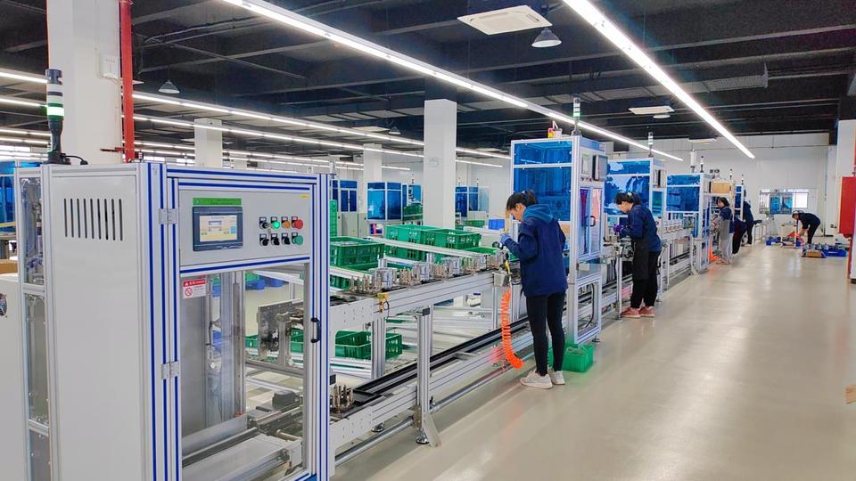 Company Overview Guangzhou Fengmaomao Automobile Air Conditioning