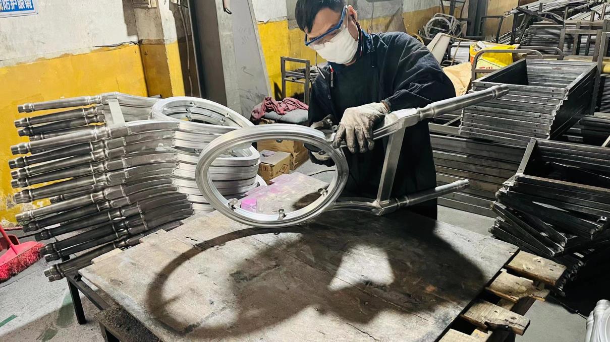 Foshan Yinma Furniture Co., Ltd.