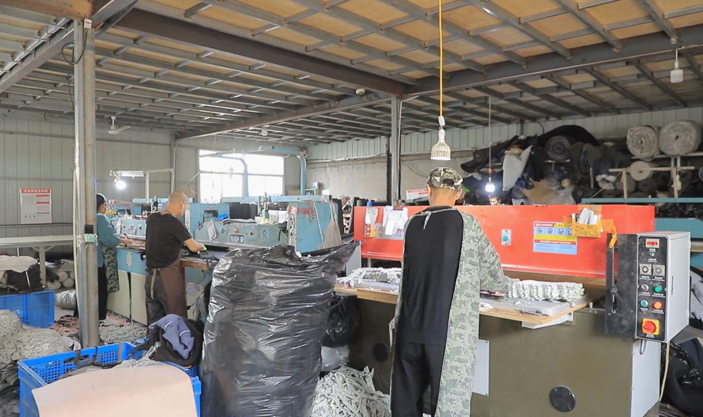 Gaomi Longyue Protective Equipment Co., Ltd.