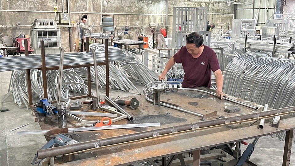 Company Overview Foshan Hongkai Furniture Co., Ltd.