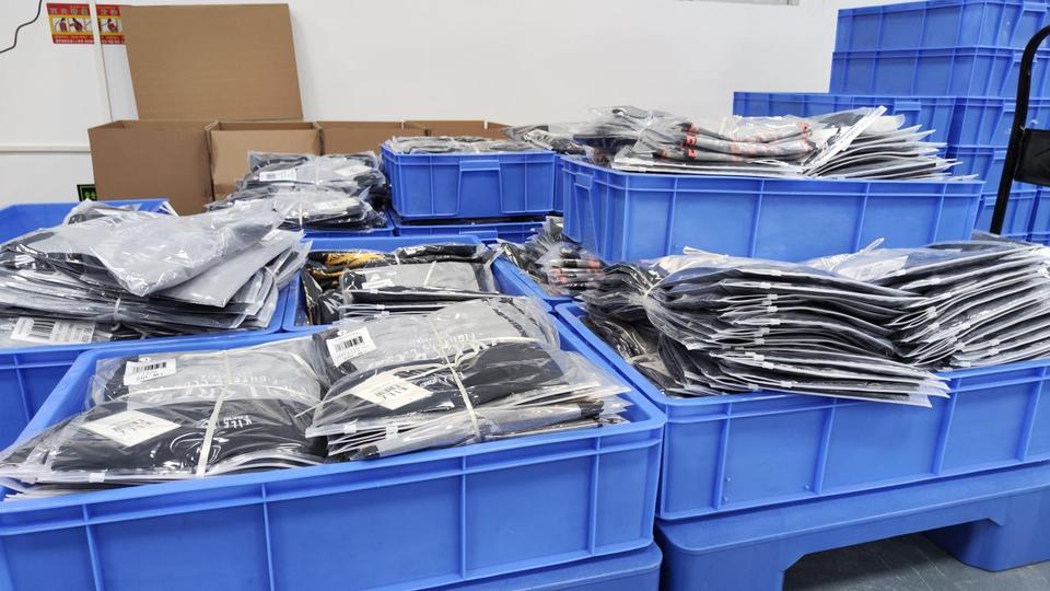 Company Overview Guangzhou Baiyun Area Etai Garment Factory