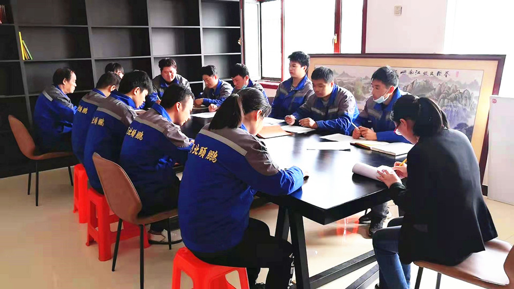 Hebei Yipeng Line Equipment Manufacture Co., Ltd.