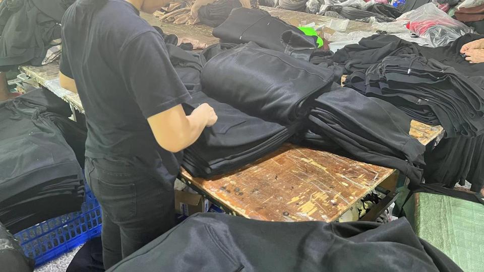 Company Overview Guangzhou Blue Star Clothing Co., Ltd.