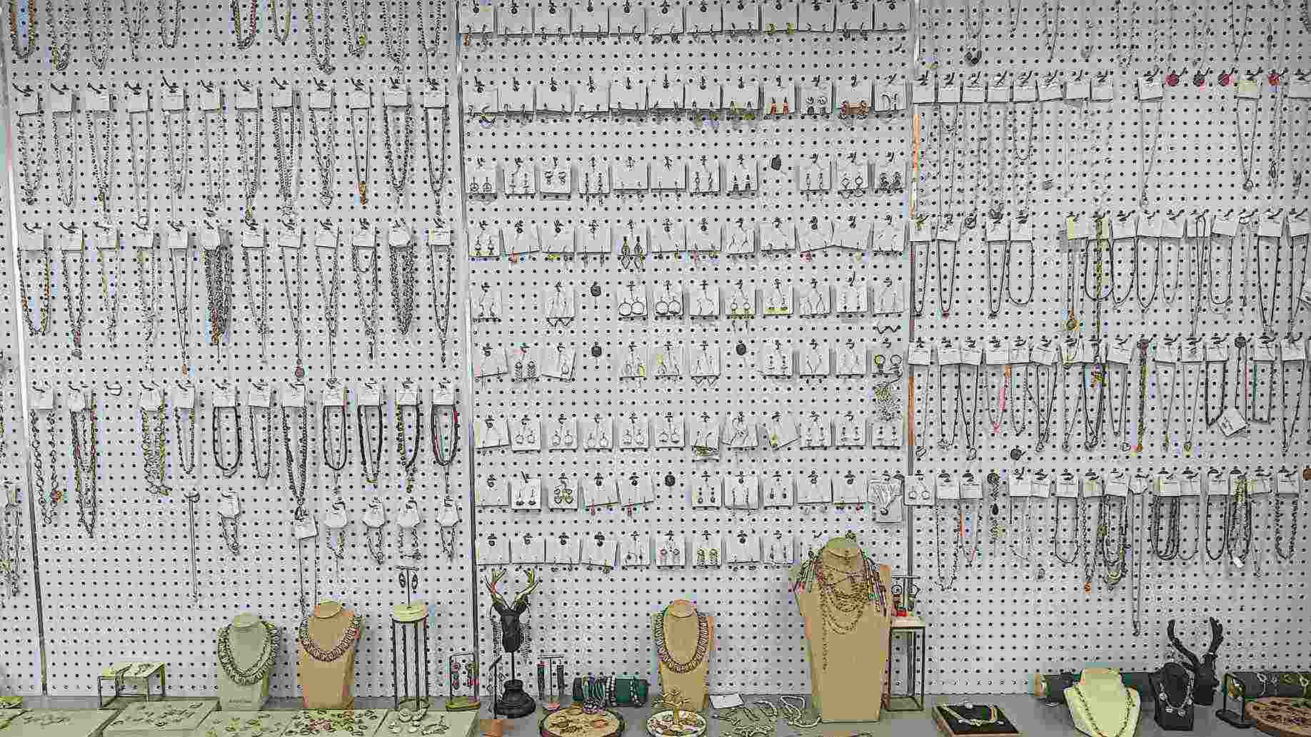 Yiwu Lancui Jewelry Co., Ltd.