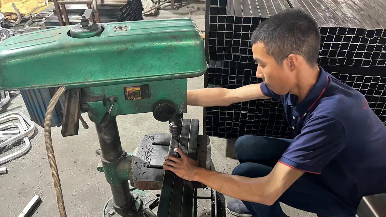 Foshan Yinma Furniture Co., Ltd.