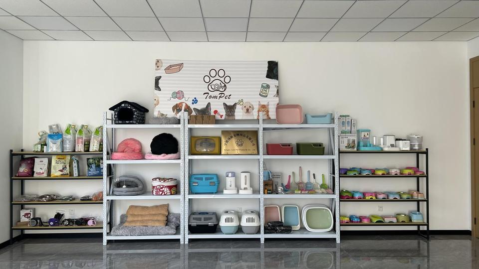 Company Overview Ningbo Tom Pet Products Co., Ltd.