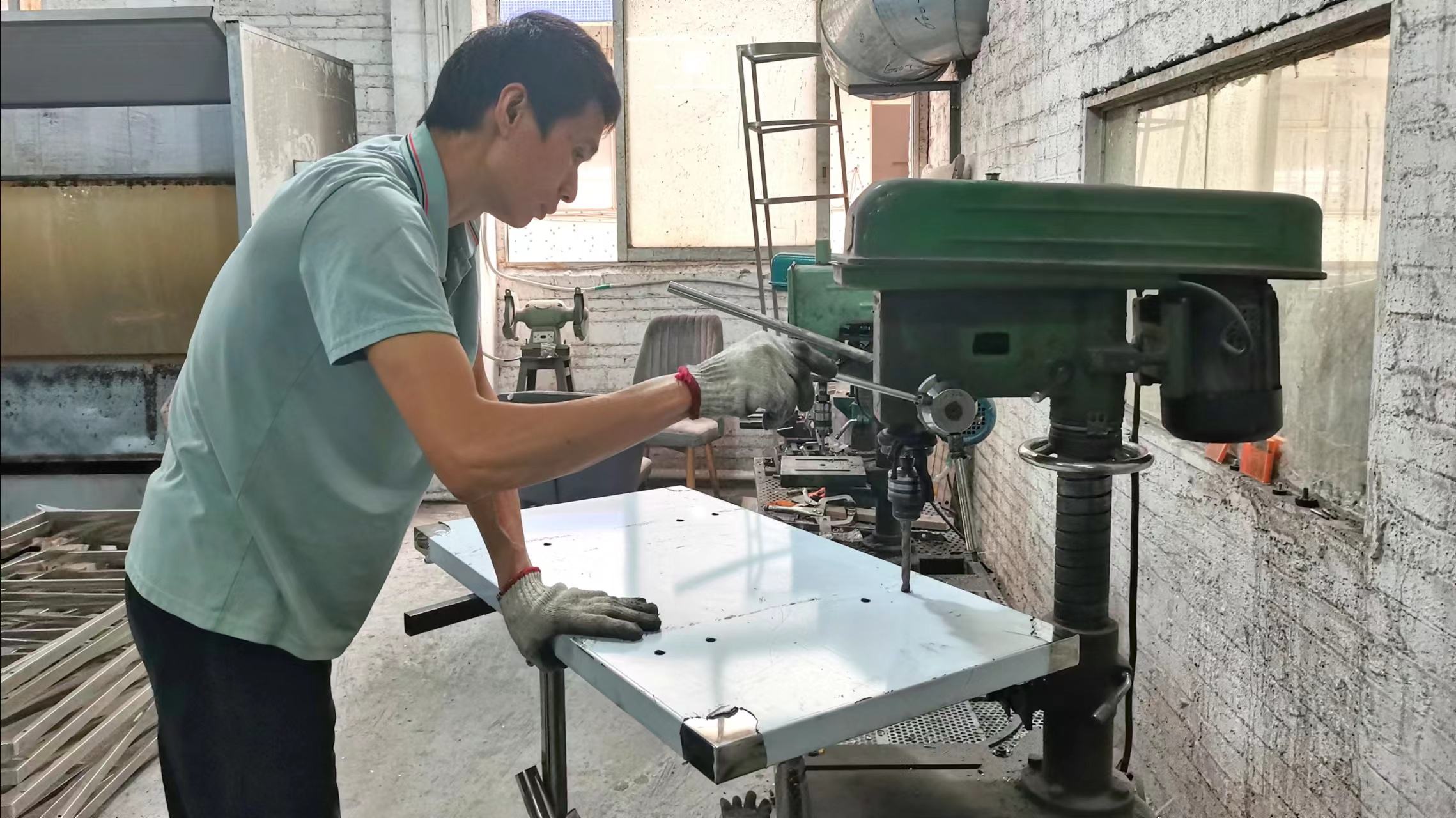 Foshan Xuanzhen Furniture Co., Ltd.