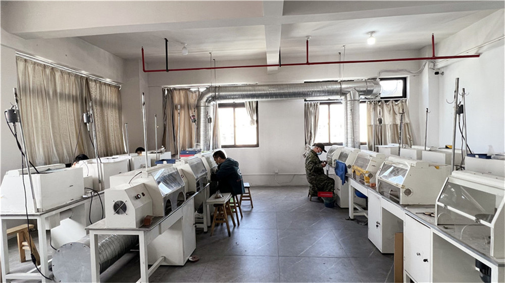 Yiwu Landy Jewelry Co., Ltd.