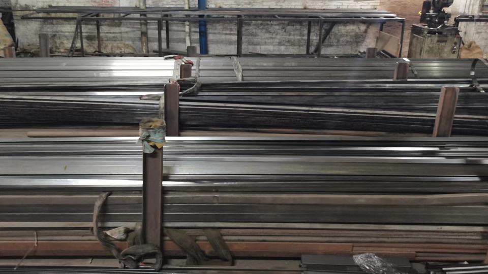 Company Overview Foshan Xuanzhen Furniture Co., Ltd.